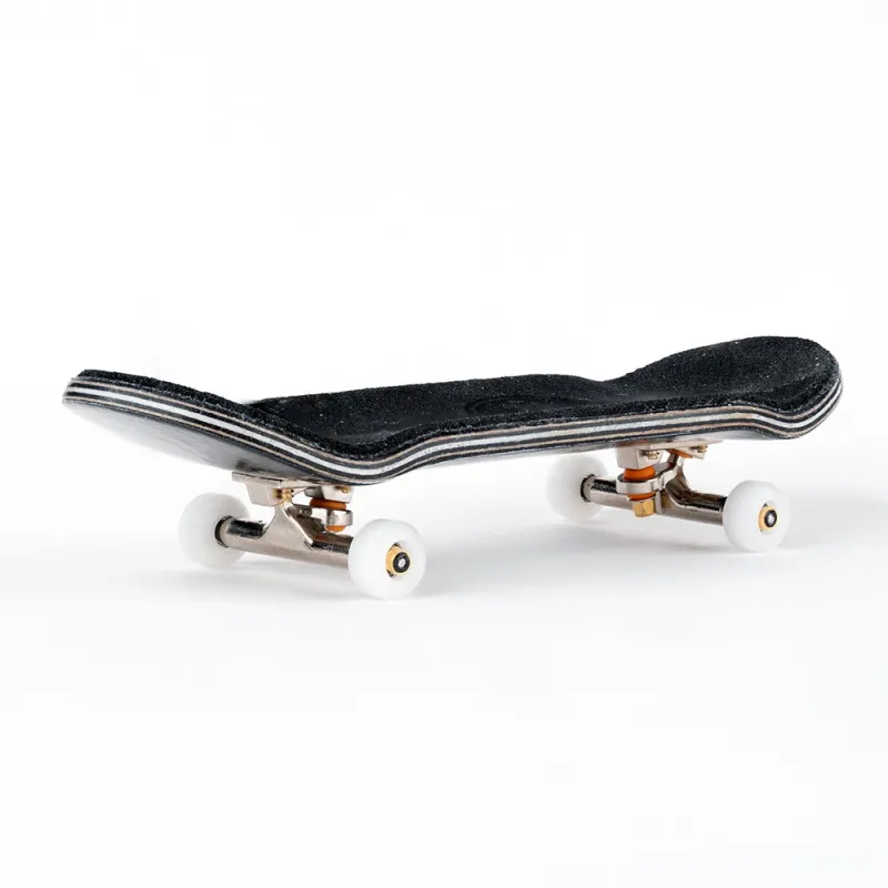 Blackriver X Girl Pro - Gass Severed X-Wide 33.3mm Fingerboard Complete