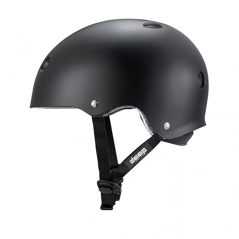 Triple Eight Deep Cover Casco