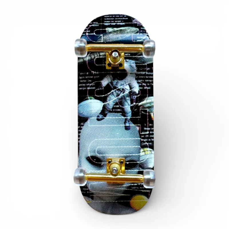 Custom Pro Ufo 35mm Cruiser Fingerboard Complete