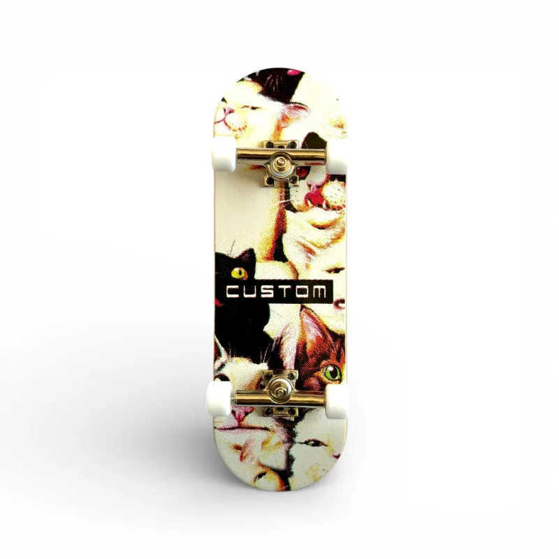 Kaufen Custom Strat Cats 32mm Fingerboard Complete auf Europas Sickest Skate Shop