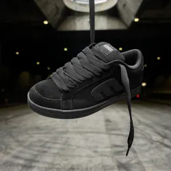 Etnies Kingpin 2K Shoes Black/Black/Black - 9