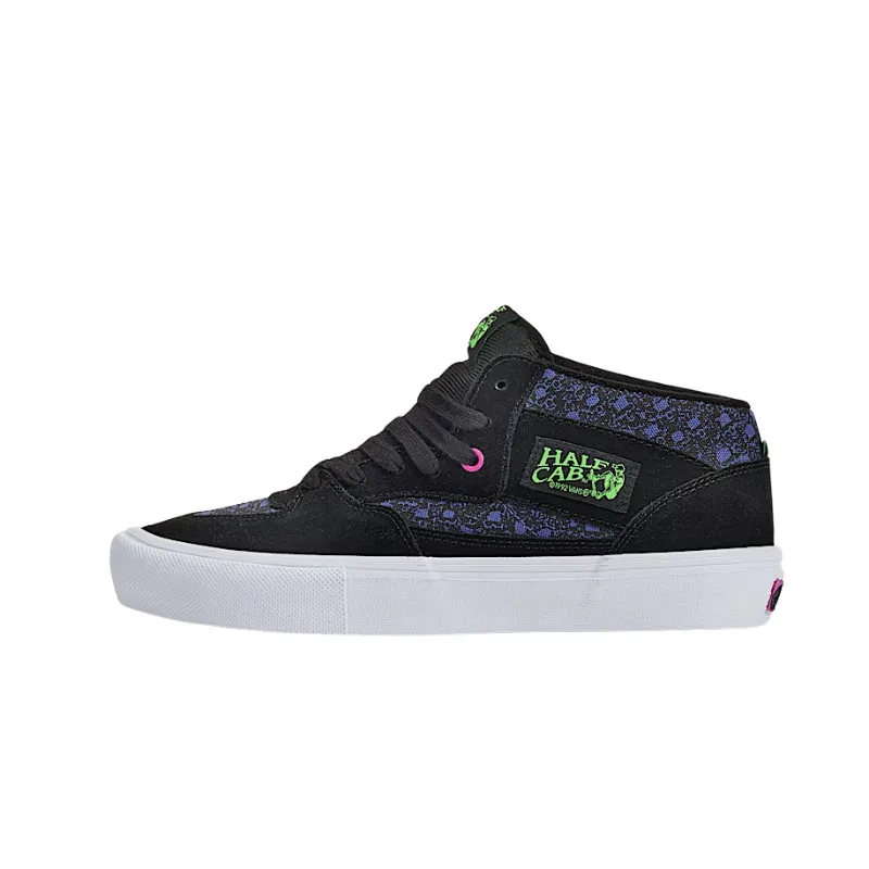 Koop Vans Half Cab Schoenen Zwart bij Europa Sickest Skateboardwinkel