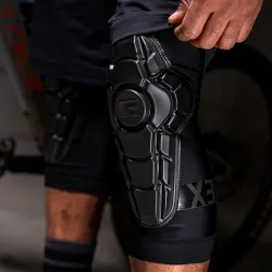 Kaufen G-Form Pro-X3 Knee Guard auf Europas Sickest Skate Shop