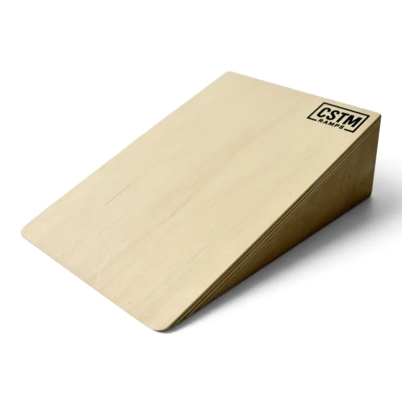 CSTM RAMPS Kicker Large