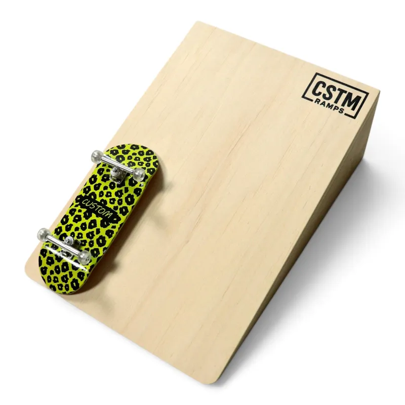 CSTM RAMPS Kicker Large
