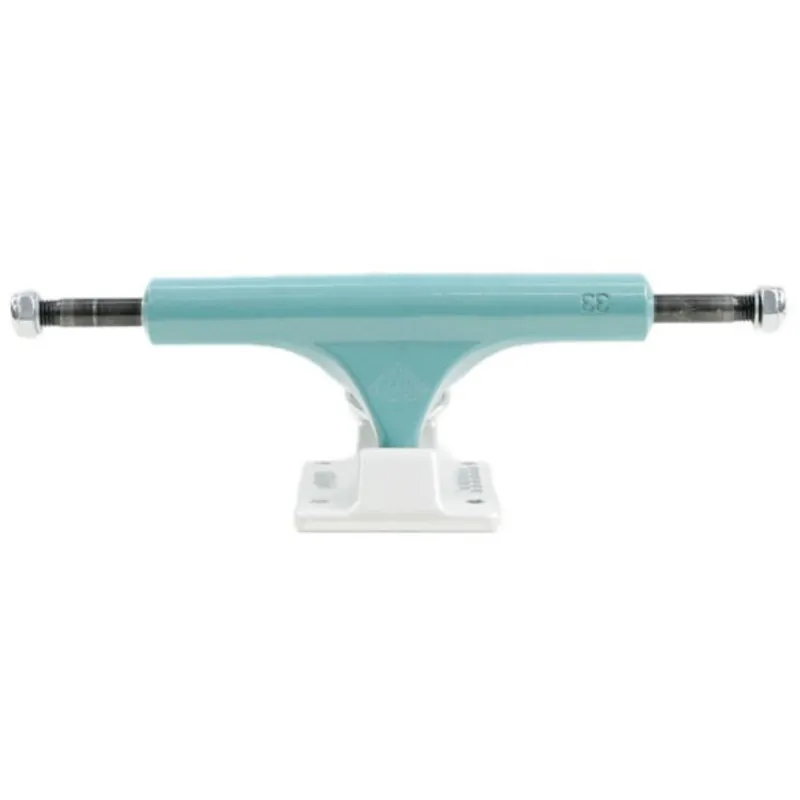Ace 33 Classic Skateboard Eje