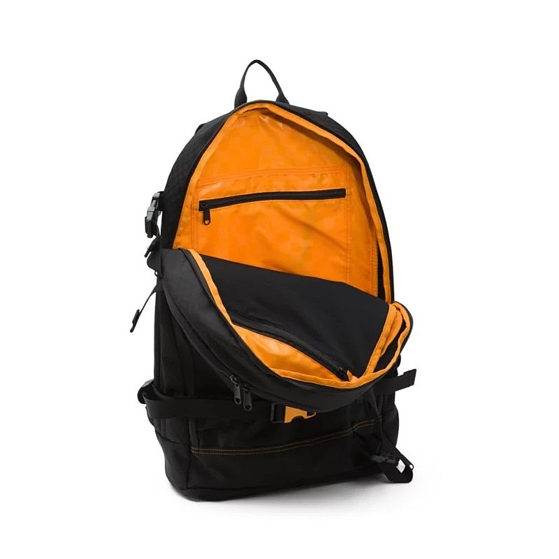 Vans Construct Snowpack