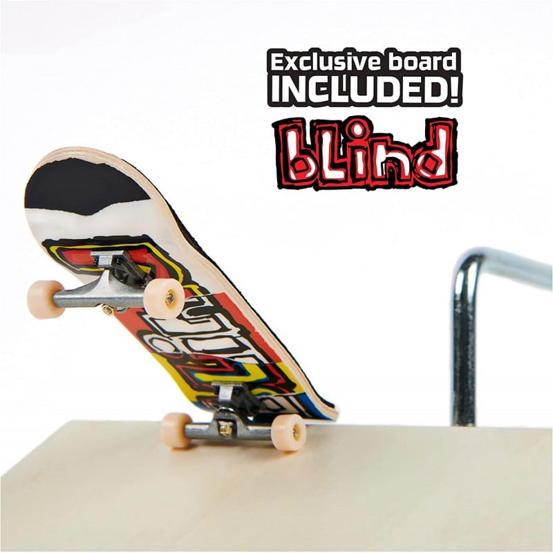 Tech Deck Wood Shred Pyramid Fingerboard Ramp